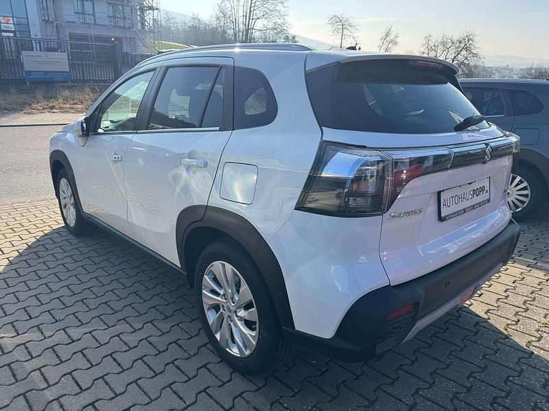 Neu Suzuki SX4 S-Cross Comfort 110 PS (80 kW) 2026 Weiß Limousine