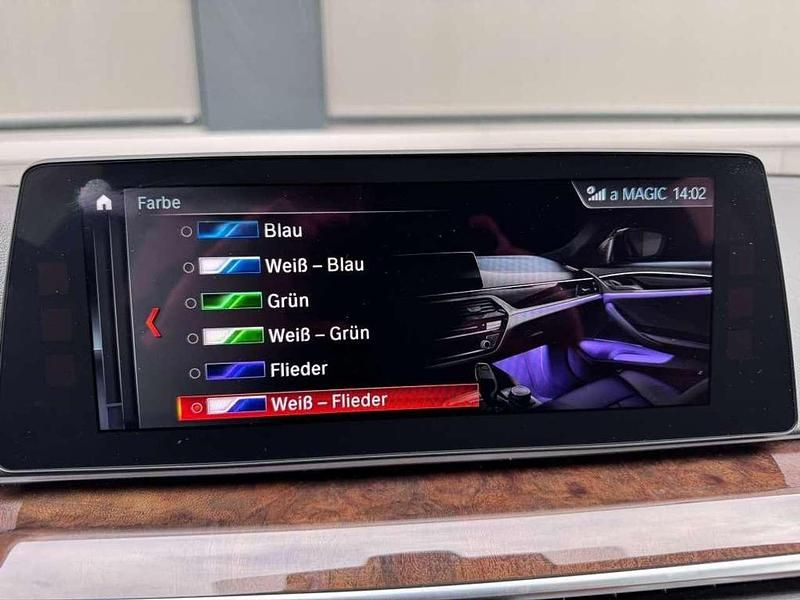 Gebraucht BMW 520 Exclusive 190 PS (139 kW) 2018 Blau Kombi