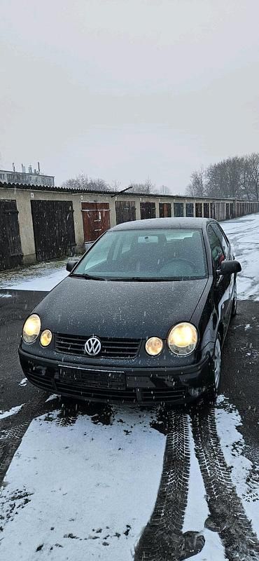 Gebraucht VW Polo 64 PS (47 kW) 2003 Schwarz Kleinwagen