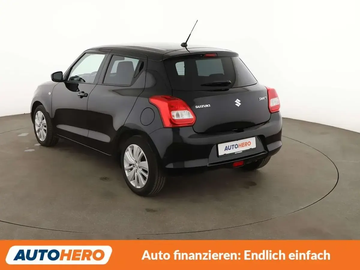 Gebraucht Suzuki Swift Comfort 111 PS (81 kW) 2019 Schwarz Kleinwagen