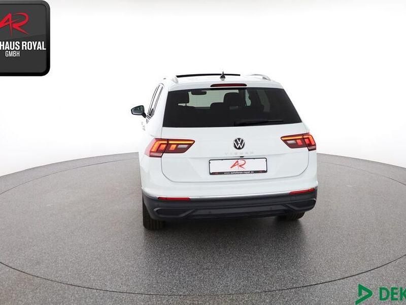Gebraucht VW Tiguan Allspace 190 PS (139 kW) 2022 Pure white SUV