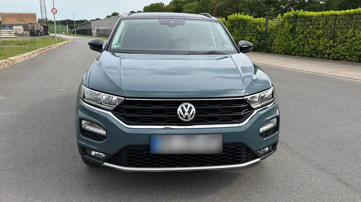 Gebraucht VW T-Roc IQ Drive 150 PS (110 kW) 2019 Blau SUV