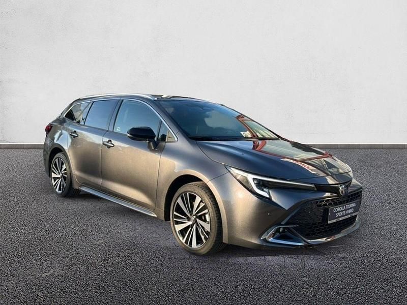 Neu Toyota Corolla 196 PS (144 kW) 2026 Marlingrau metallic Kombi