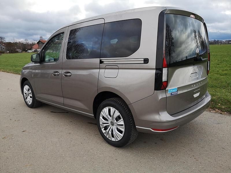 Neu VW Caddy Edition 102 PS (75 kW) 2025 Mojave beige metallic Van / Kleinbus