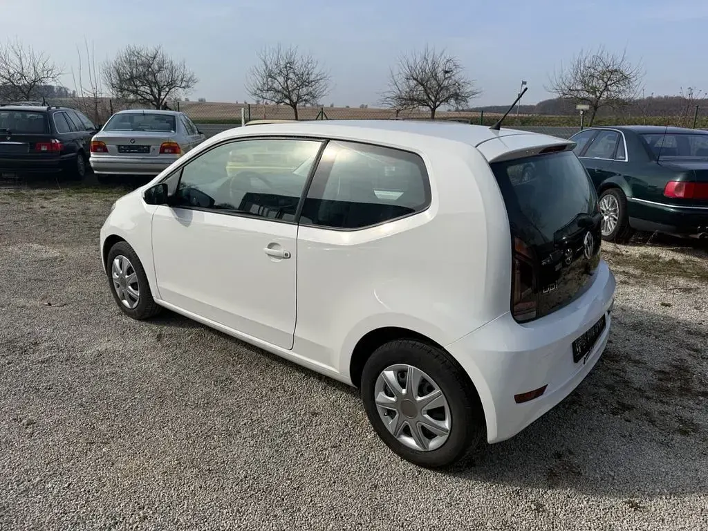 Gebraucht VW up! move up! 60 PS (44 kW) 2019 Weiß Kleinwagen
