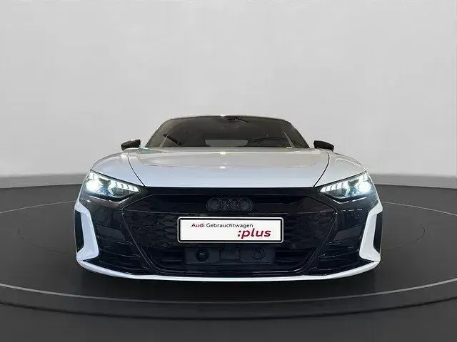 Gebraucht Audi e-tron GT quattro Sport 350 kW (476 PS) 2022 Weiss Limousine