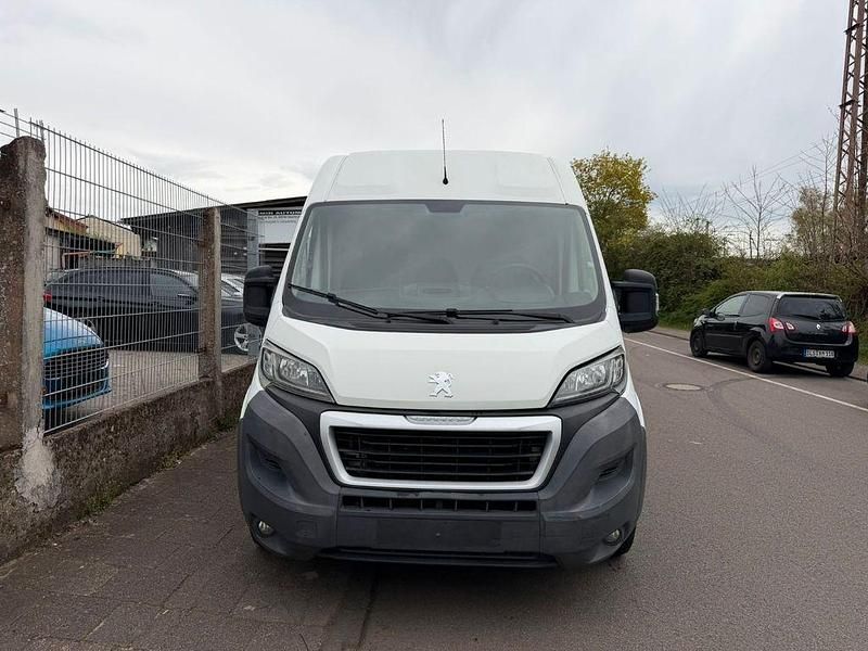 Gebraucht Peugeot Boxer 150 PS (110 kW) 2014 Weiß Van
