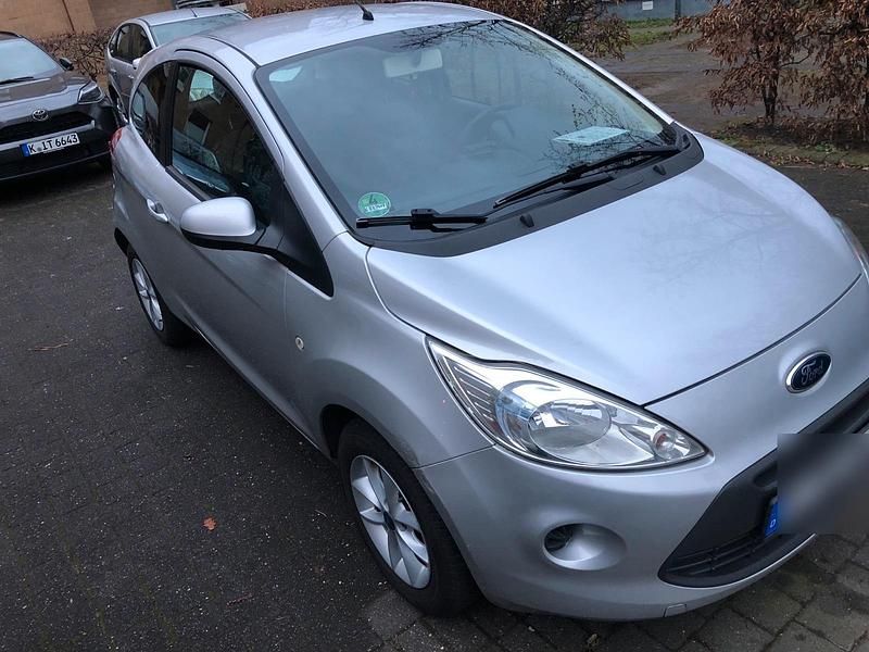 Gebraucht Ford Ka 59 PS (43 kW) 2014 Silber Kleinwagen