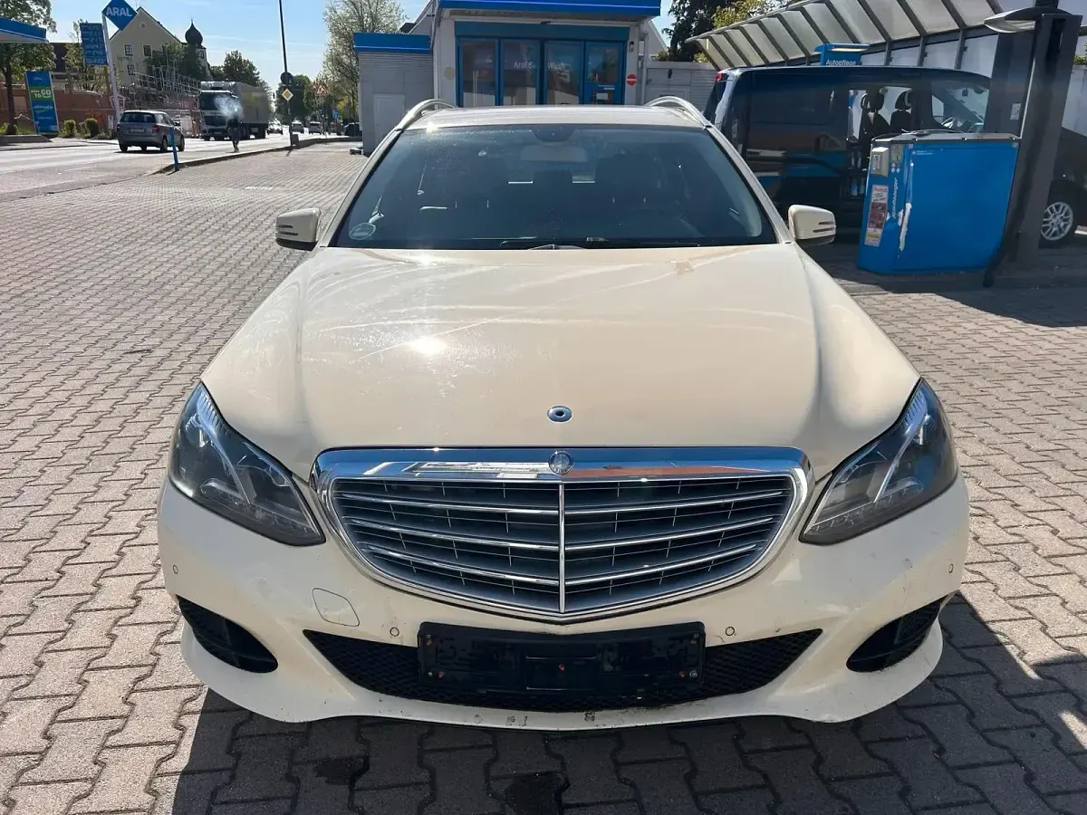 Gebraucht Mercedes E250 204 PS (150 kW) 2014 Beige Kombi