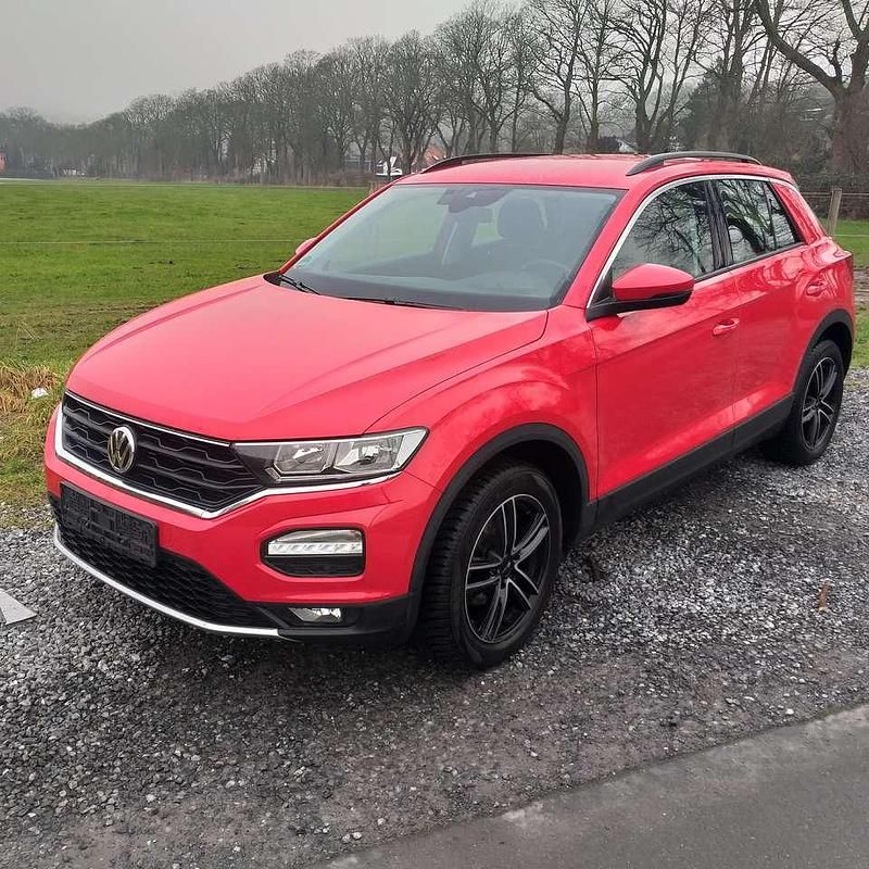 Rot Gebraucht 2021 VW T-Roc Style SUV | 15.900 € (Superpreis) - Bild 1/4