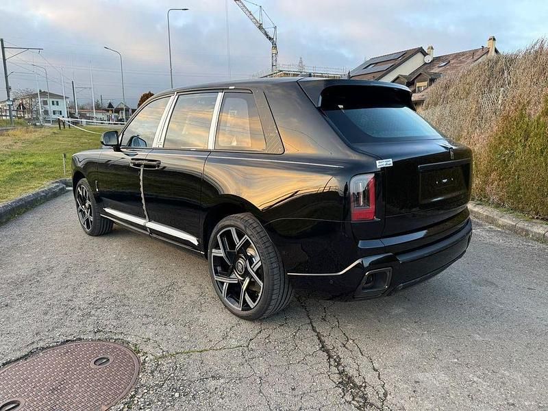 Neu Rolls Royce Cullinan 600 PS (441 kW) 2026 Schwarz SUV