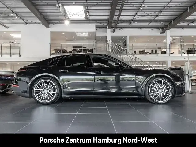 Gebraucht Porsche Panamera 4 354 PS (260 kW) 2025 Schwarz Kleinwagen