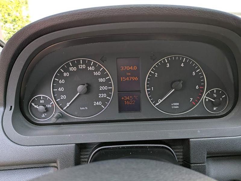 Silber Gebraucht 2008 Mercedes A170 Van / Kleinbus | 2.999 € (Guter Preis) - Bild 1/4