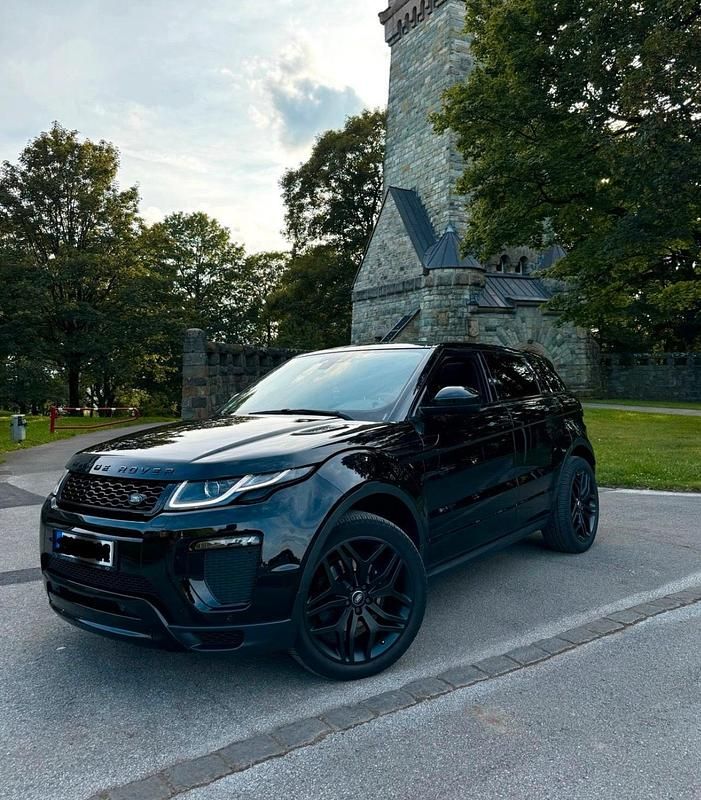 Schwarz Gebraucht 2017 Land Rover Range Rover evoque Black Edition SUV | 22.300 € (Etwas zu teuer) - Bild 1/4