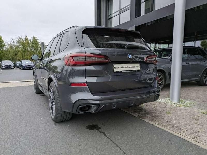 Gebraucht BMW X5 M Sport 286 PS (210 kW) 2022 Arktisgrau brillanteffekt SUV