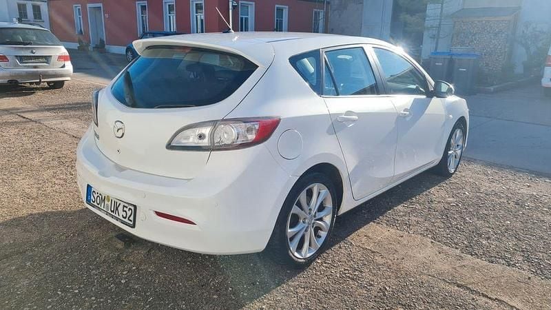 Gebraucht Mazda 3 Edition 150 PS (110 kW) 2011 Weiß Limousine