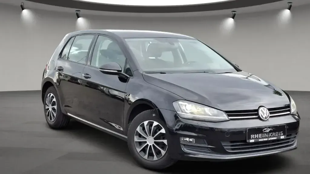 Gebraucht VW Golf VII Trendline 105 PS (77 kW) 2013 Schwarz Limousine