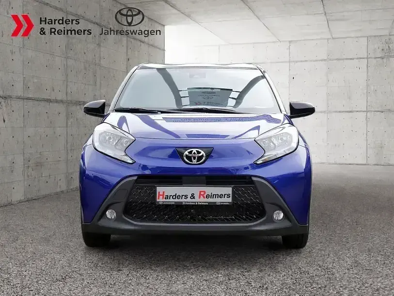 Neu Toyota Aygo 72 PS (52 kW) 2025 Blau