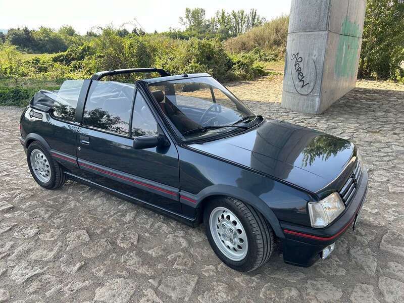 Schwarz Gebraucht 1988 Peugeot 205 Cabrio | 9.500 € - Bild 1/4