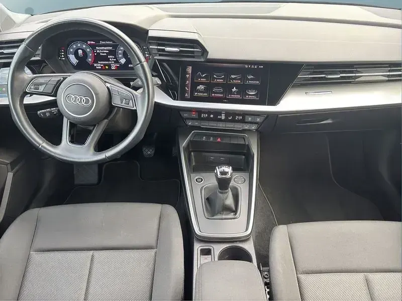 Gebraucht Audi A3 Sportback 150 PS (110 kW) 2022 Silber Kleinwagen