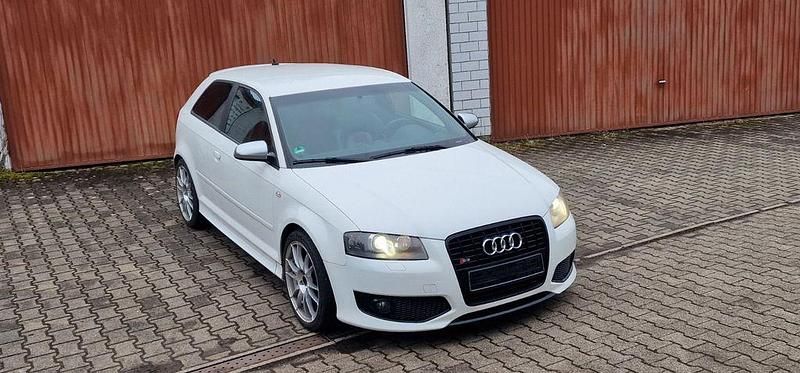 Gebraucht Audi S3 Sport 367 PS (269 kW) 2006 Weiß Kleinwagen