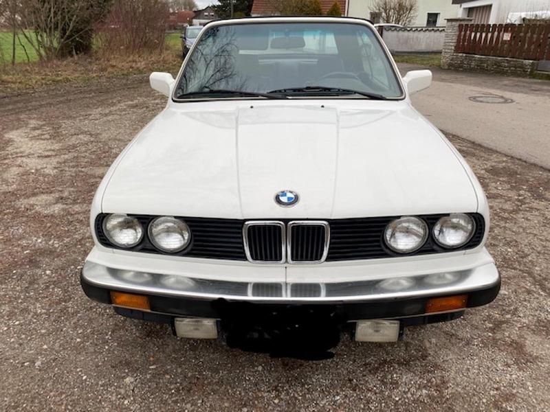Weiß Gebraucht 1987 BMW 325 Cabriolet Cabrio | 14.500 € - Bild 1/4