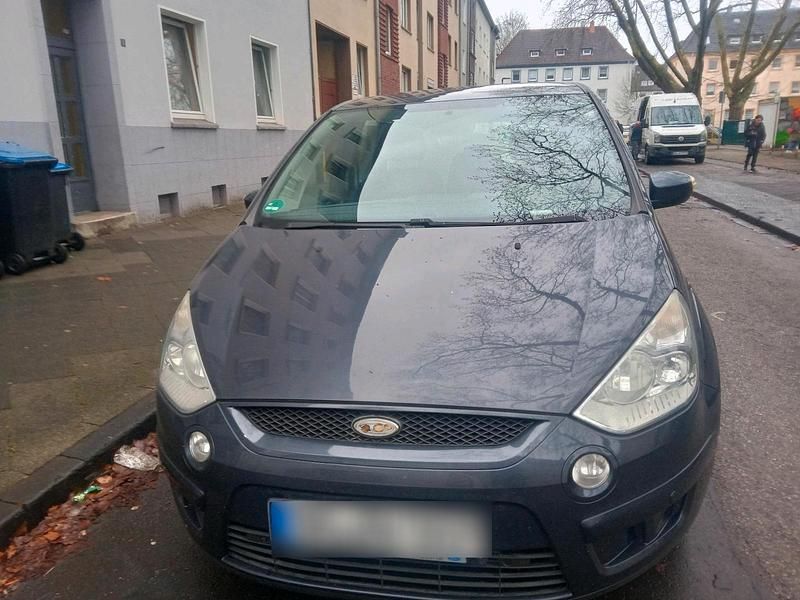 Gebraucht Ford S-MAX S 140 PS (102 kW) 2009 Grau Van / Kleinbus