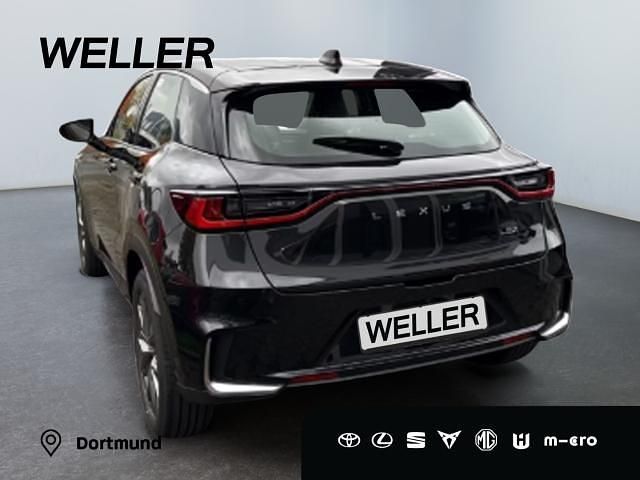 Neu Lexus LBX 136 PS (100 kW) 2026 Black mica / ink SUV