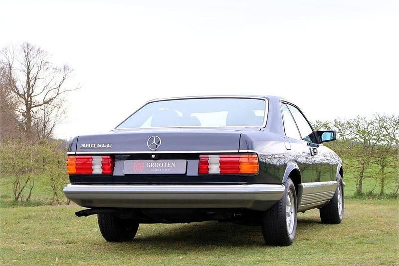 Gebraucht Mercedes 380 204 PS (150 kW) 1985 Blau