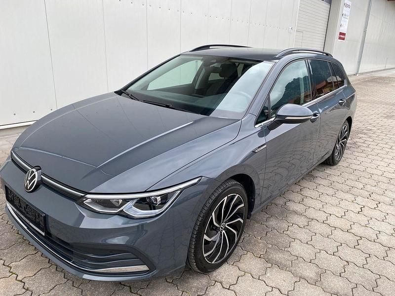 Second-hand VW Golf VIII Style 150 CP (110 kW) 2021 Gri Berlinǎ