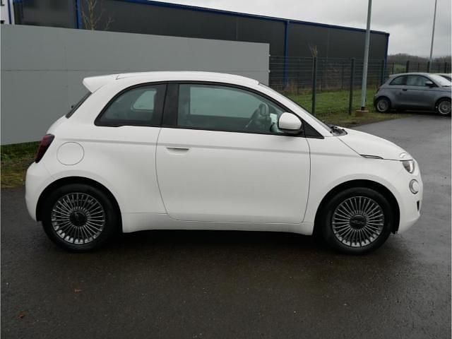 Gebraucht Fiat 500e Icon 87 kW (119 PS) 2022 Arktis weiss Kleinwagen