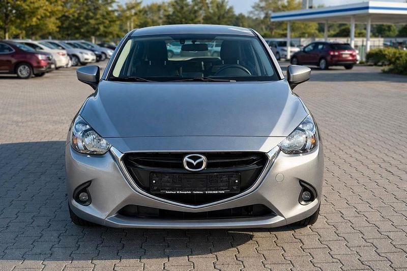 Gebraucht Mazda 2 Center-Line 75 PS (55 kW) 2015 Grau Limousine