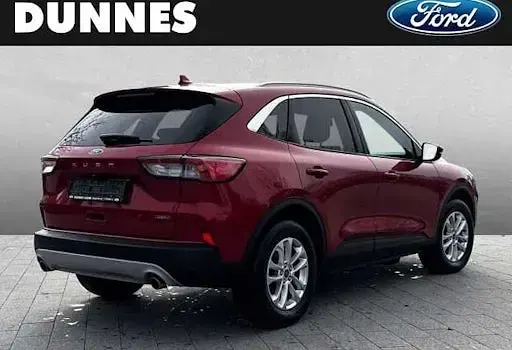 Gebraucht Ford Kuga Titanium 243 PS (178 kW) 2022 Rot SUV