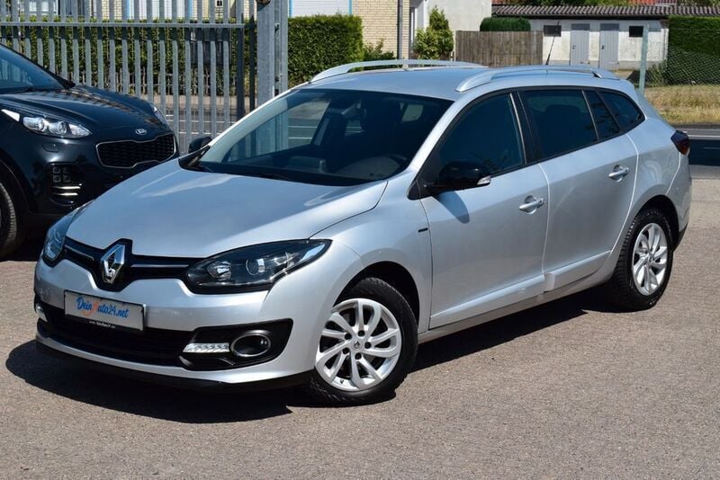 Grau Gebraucht 2016 Renault Mégane III LIMITED Limousine | 5.990 € (Guter Preis) - Bild 1/4