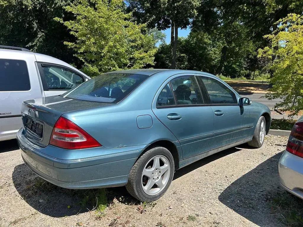 Gebraucht Mercedes C200 Classic 163 PS (119 kW) 2000 Blau Limousine