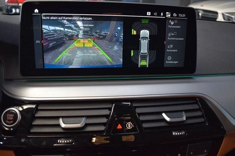 Gebraucht BMW 520 190 PS (139 kW) 2022 Blau Limousine