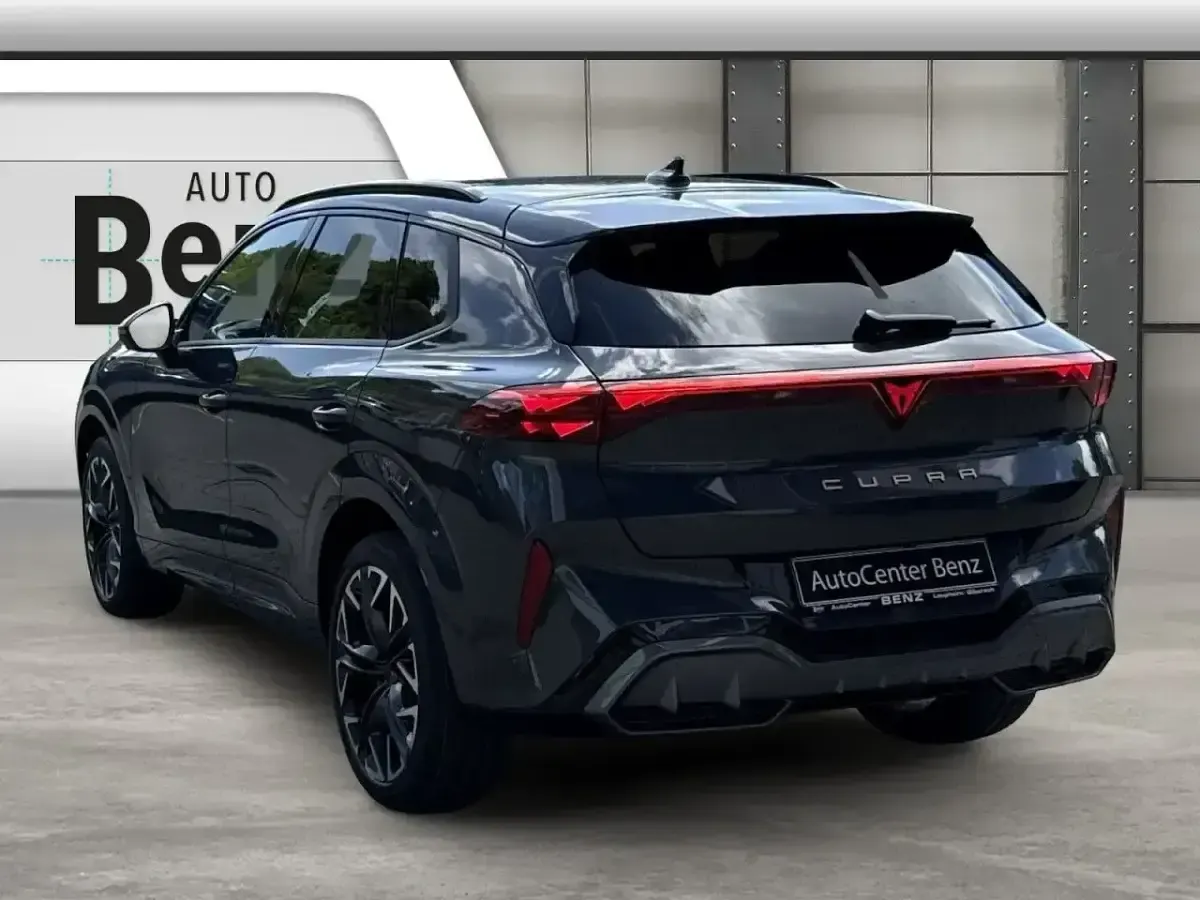 Neu Cupra Terramar VZ 265 PS (194 kW) 2025 Grau SUV