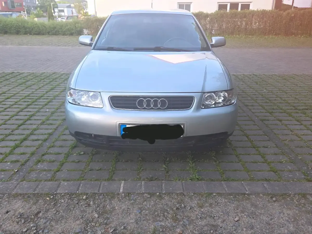 Gebraucht Audi A3 101 PS (74 kW) 2001 Silber Kleinwagen