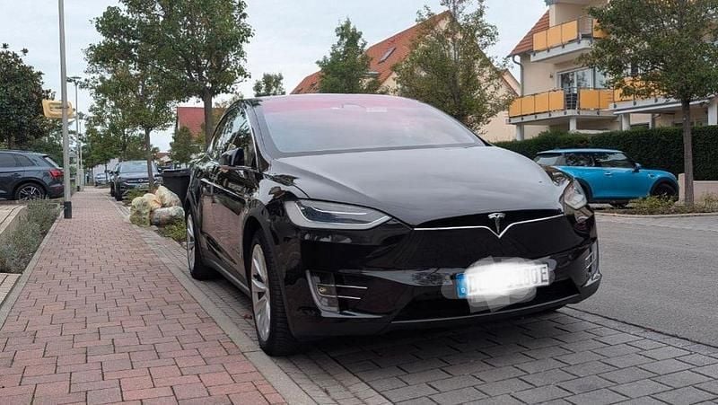Gebraucht Tesla Model X 325 kW (443 PS) 2018 Schwarz SUV
