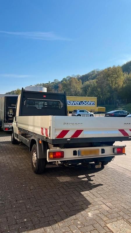Gebraucht Peugeot Boxer 120 PS (88 kW) 2009 Weiß Van