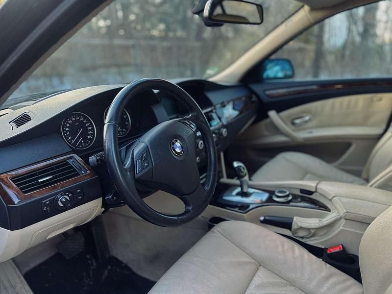 Gebraucht BMW 525 Exclusive 218 PS (160 kW) 2008 Limousine