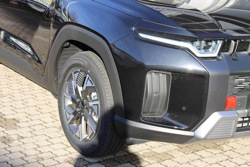 Neu Ssangyong (KGM) Torres 150 PS (110 kW) 2025 Space black SUV