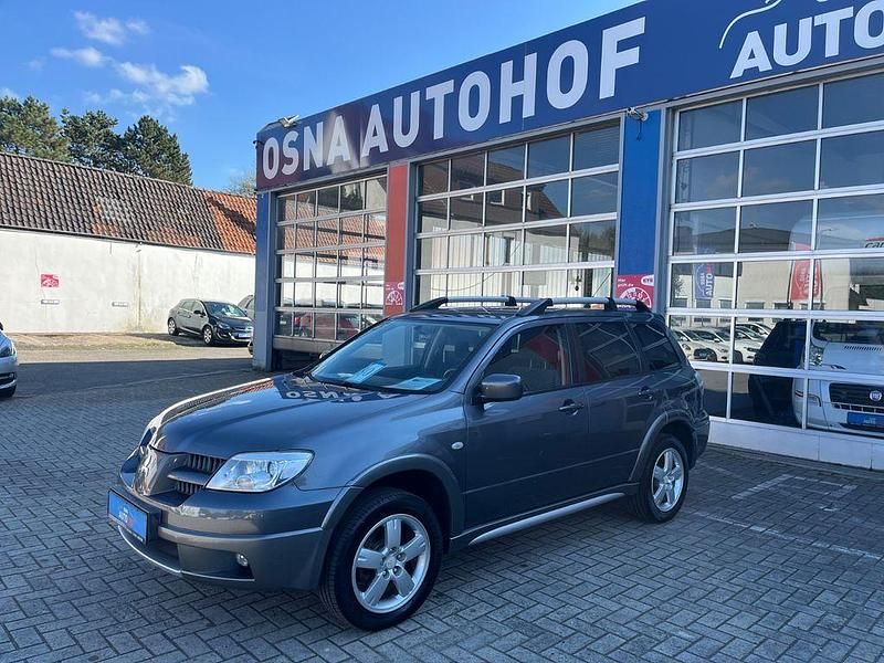 Gebraucht Mitsubishi Outlander Motion 160 PS (117 kW) 2005 Grau SUV