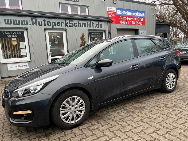 Grau Gebraucht 2017 Kia Ceed Sportswagon Kombi | 8.290 € (Fairer Preis) - Bild 1/4
