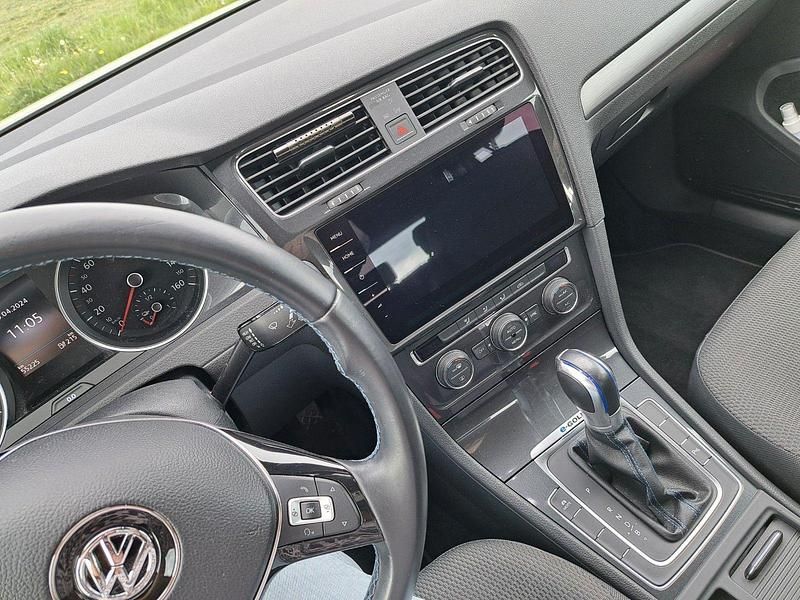 Gebraucht VW Golf 85 kW (116 PS) 2017 Weiß Limousine