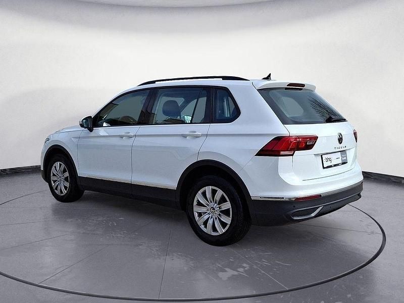 Gebraucht VW Tiguan 150 PS (110 kW) 2024 Weiß SUV