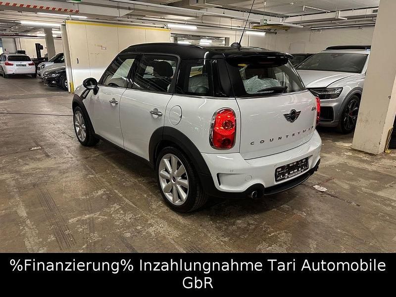 Light white Gebraucht 2016 Mini Cooper S Countryman SUV | 13.980 € (Etwas zu teuer) - Bild 1/4