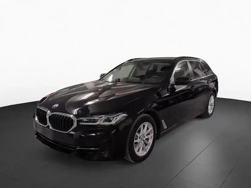 Gebraucht BMW 520 Shadowline 190 PS (139 kW) 2022 Schwarz (schwarz) Kombi