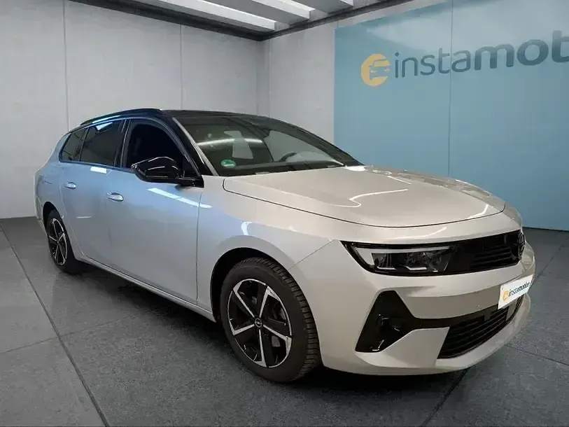Gebraucht Opel Astra 131 PS (96 kW) 2025 Grau Kleinwagen