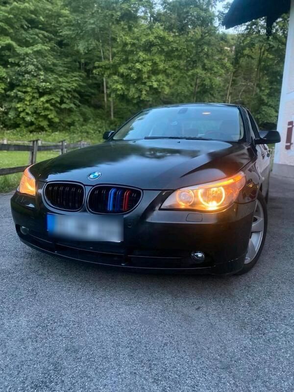 Schwarz Gebraucht 2005 BMW 520 Limousine | 3.900 € (Fairer Preis) - Bild 1/4